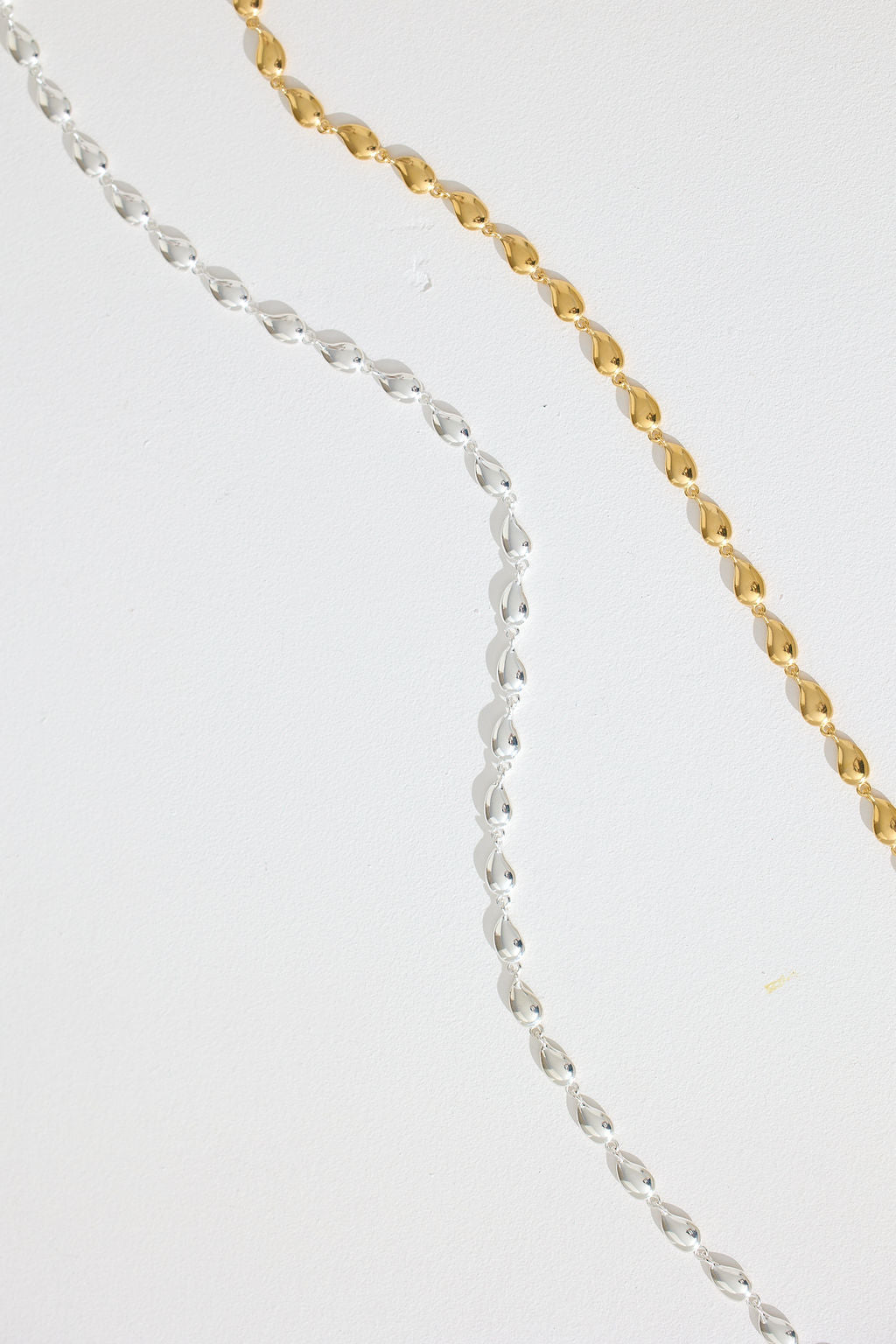 Tear Drop Chain Necklace